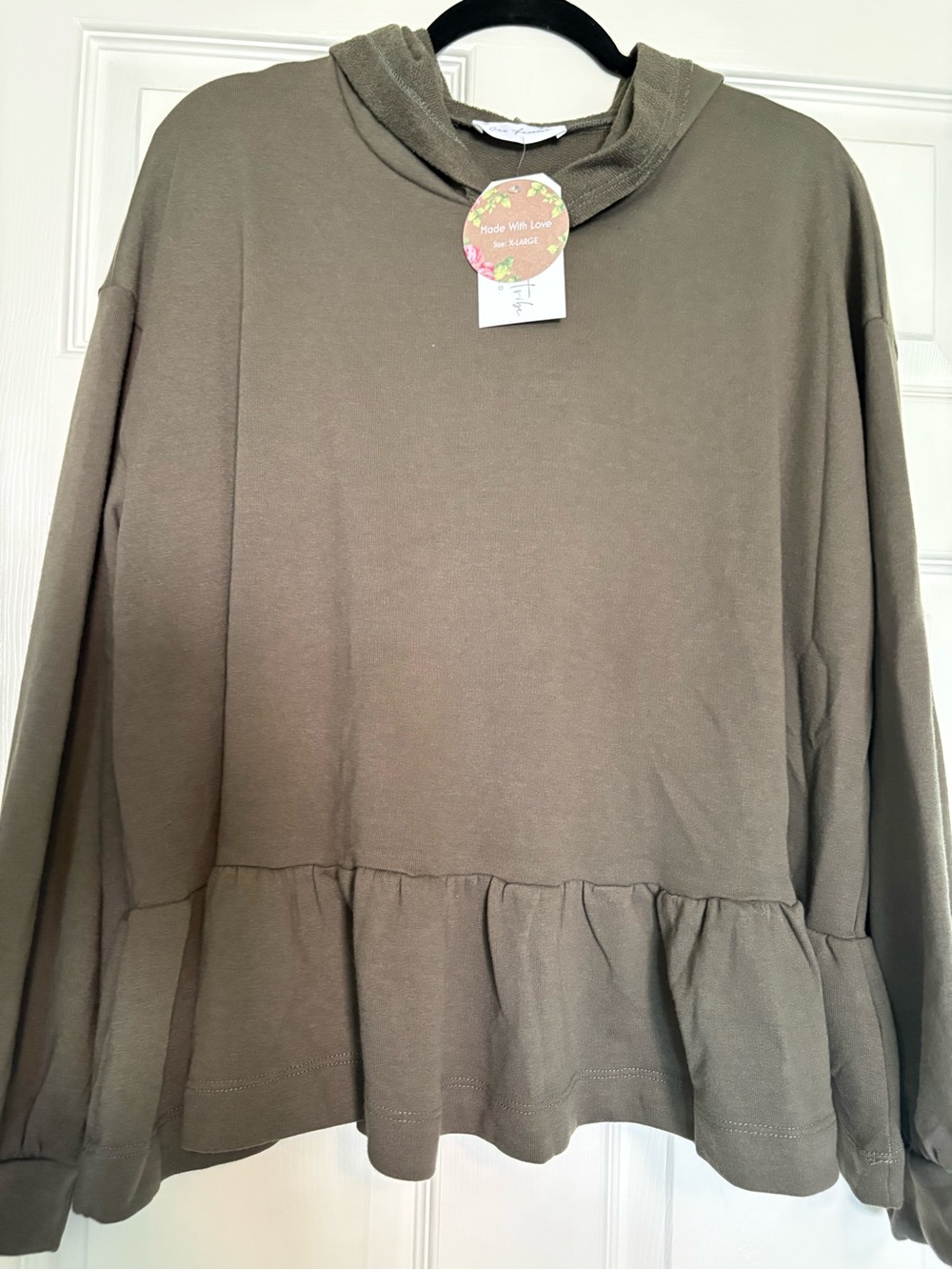 Ces Femme Olive Ruffle-Hem Hoodie